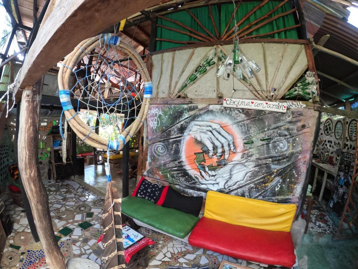 Reciclarte Galeria Hostal Capurganá Eksteriør bilde
